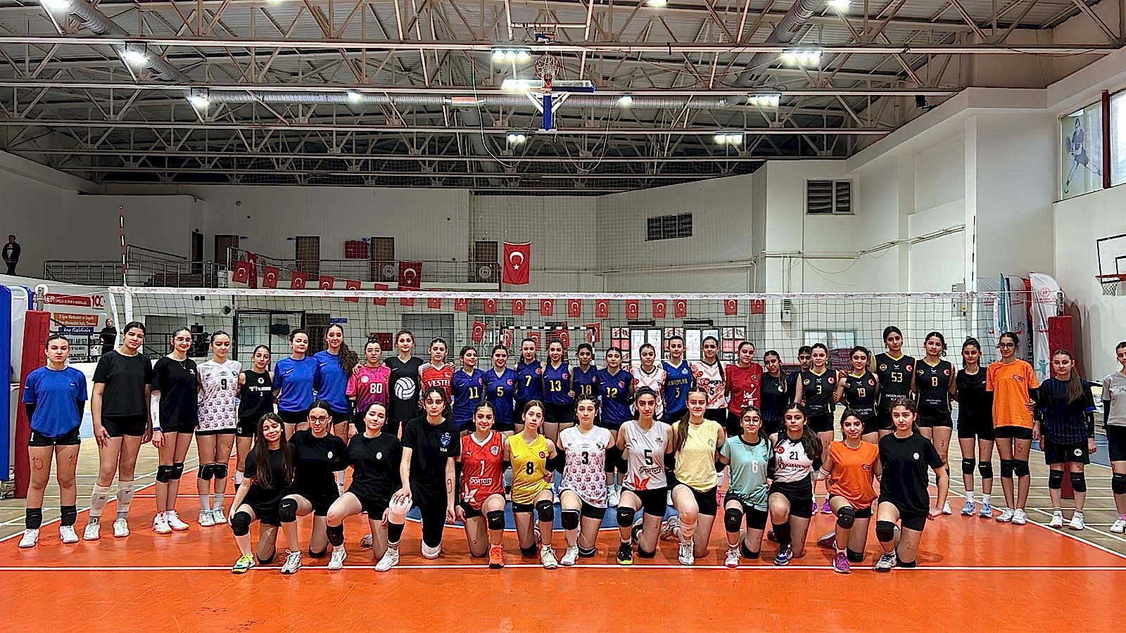 Altyapı Kız Milli Takımı Sporcu Taramaları Diyarbakır'da Yapıldı