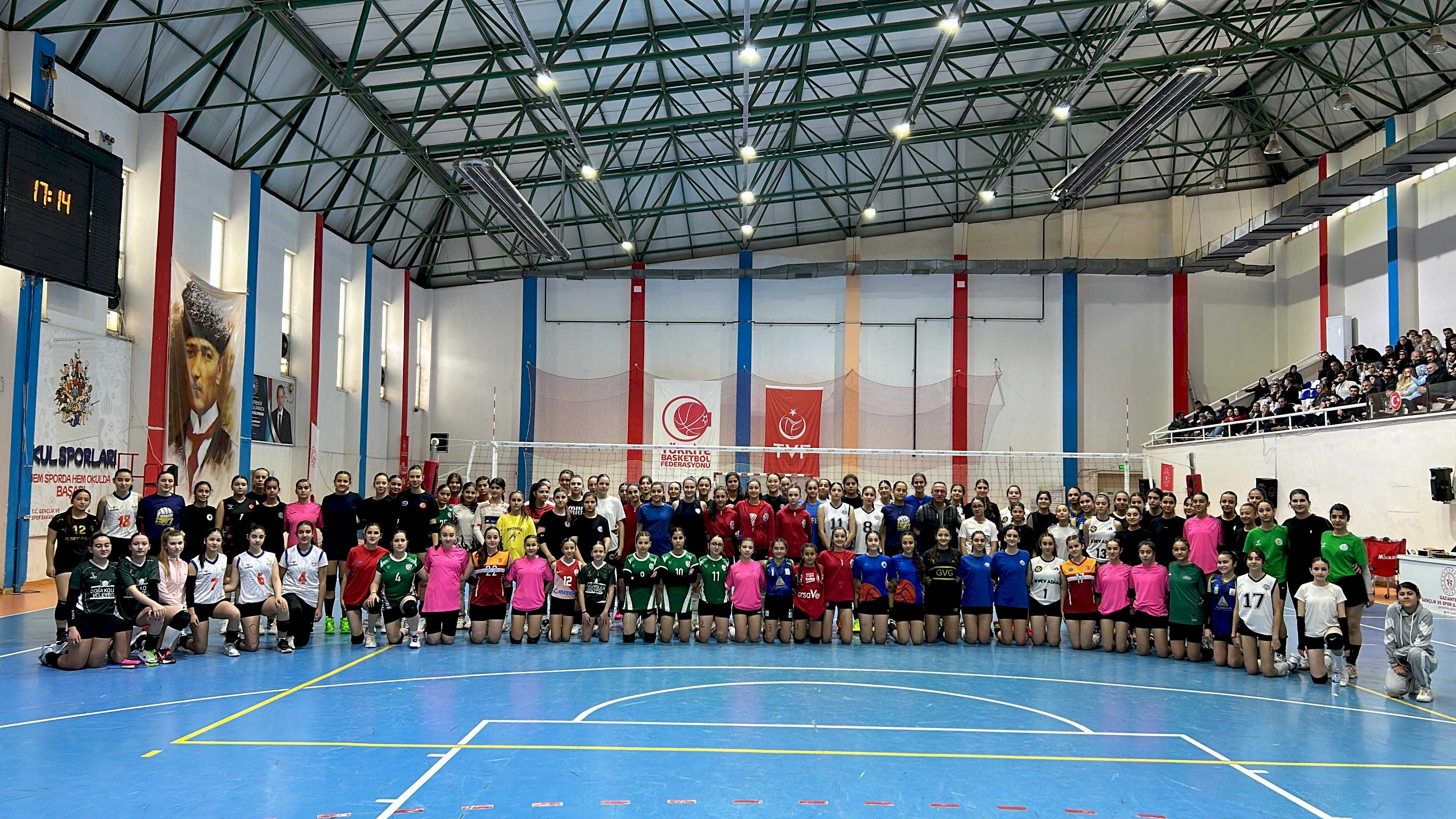Altyapı Kız Milli Takımı Sporcu Taramaları Gaziantep'te Yapıldı